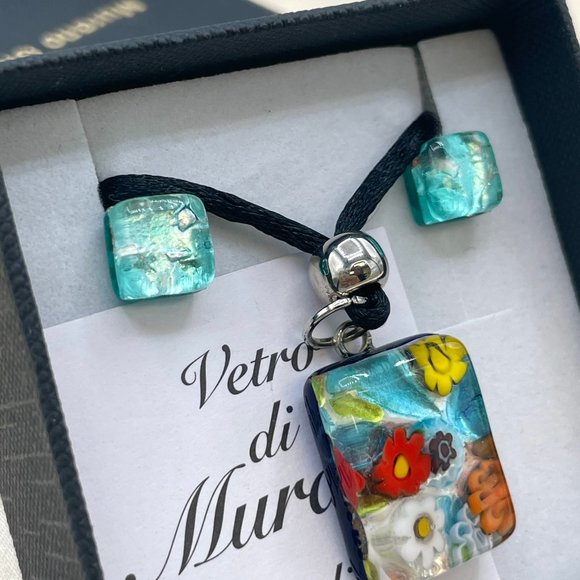 Italian Murano Glass Pendant Necklace & Earrings Set In Sterling Silver - Picture 5 of 5